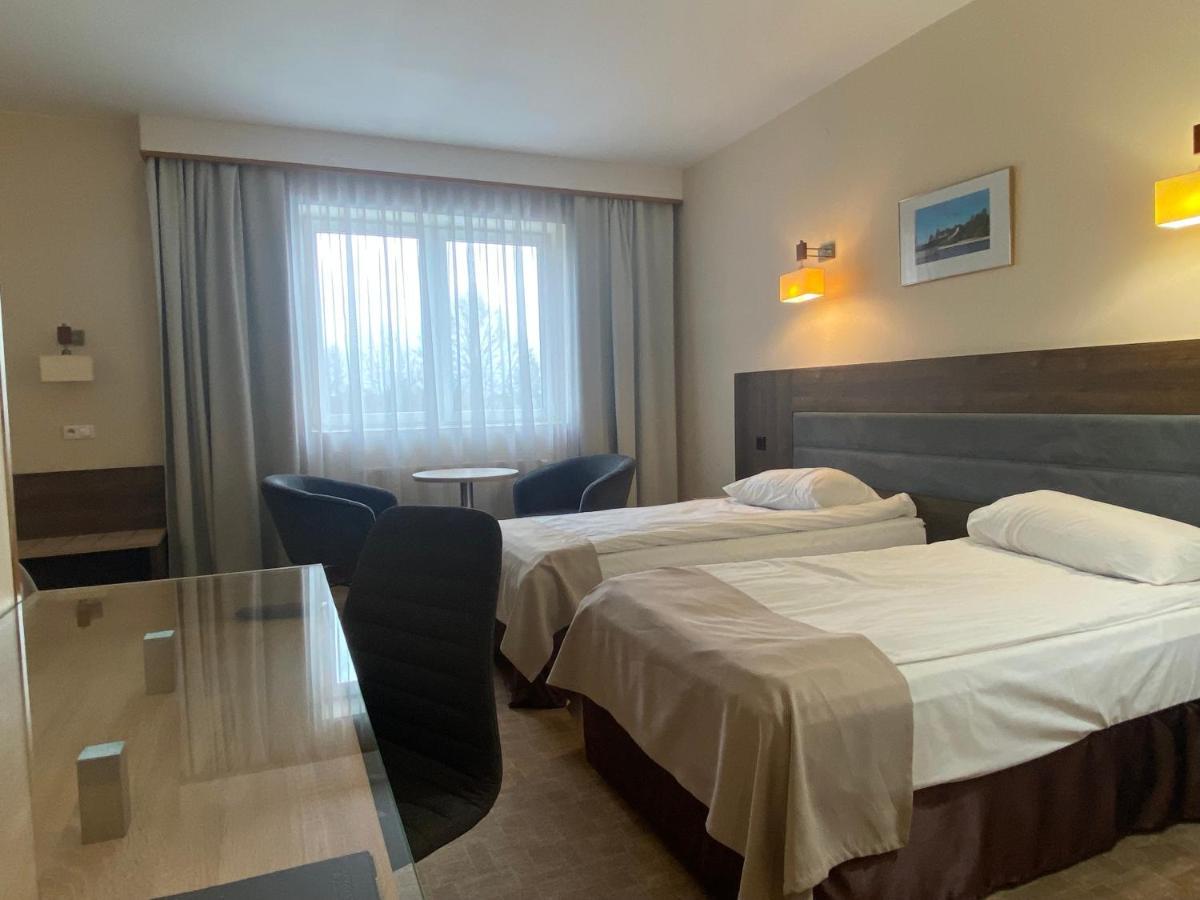 Hotel Ambasador Chojny Łódź Oda fotoğraf